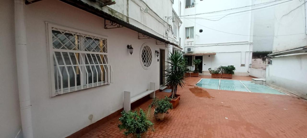 Ferienwohnung Residenza Plebliscito Neapel Exterior foto